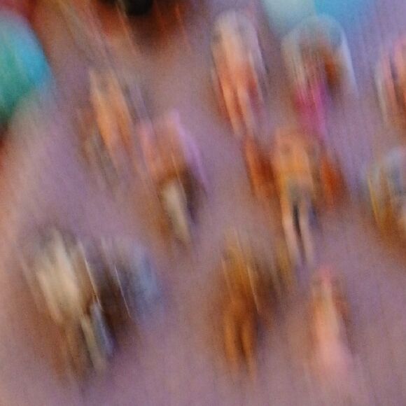 L.O.L. Surprise! Dolls Set with Accessories - Picture 3 of 4